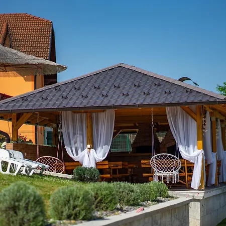 펜션 Relax 보산스키 노비